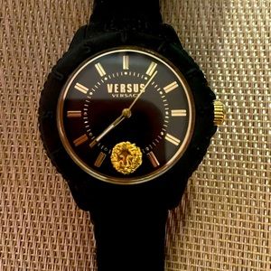 VERSUS Versace black silicone watch